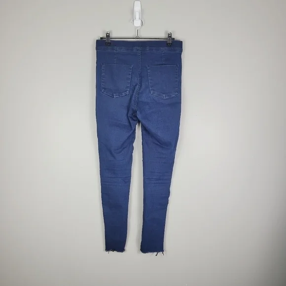 Free People High Rise Pull On Jegging Jeans. Size: 25 - Picture 4 of 6